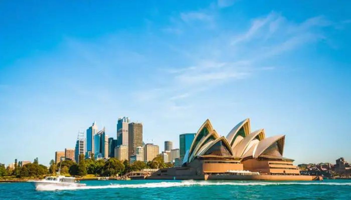 Top 10 Australian Tourist Attractions